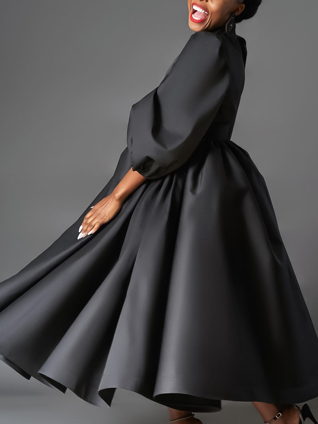 Women's European/American Loose Fit Plus Size Fashionable Solid Color Midi Dress with Flared Skirt and Puff Sleeves